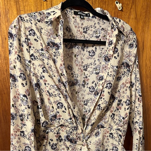 Dress - Picture 1 of 4